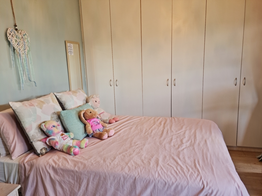 3 Bedroom Property for Sale in Goedemoed Western Cape
